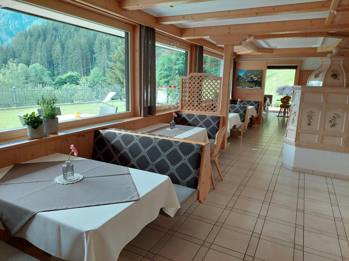 Alpenpension Maderer Gaschurn Eksteriør billede
